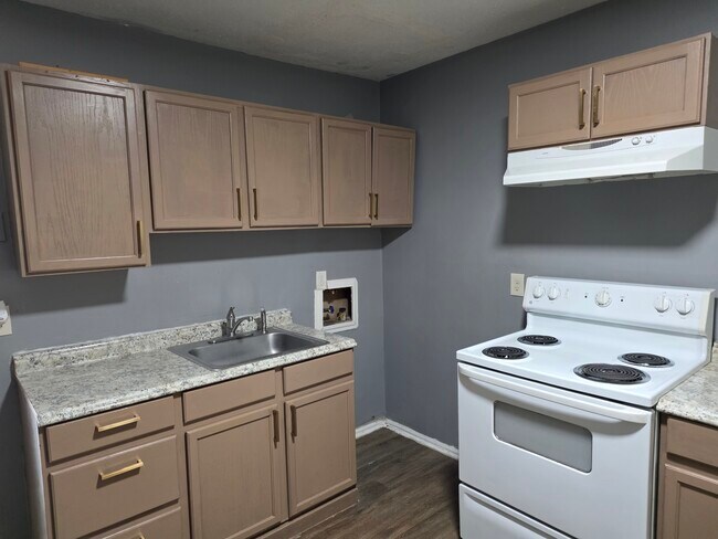 Foto del edificio - 3516 Lynhaven Dr