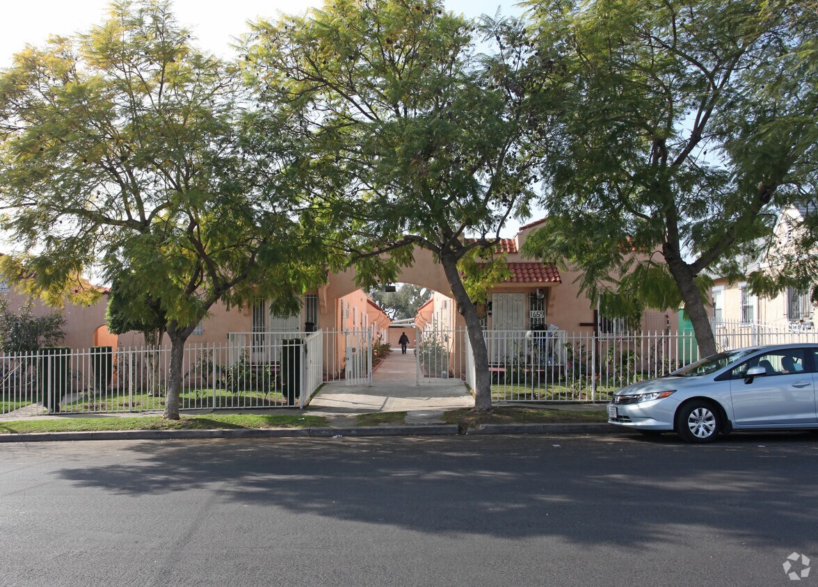 Foto del edificio - South Catalina Street Apartments