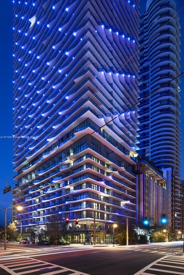 Building Photo - 1300 S Miami Ave