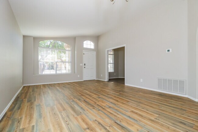 Foto del edificio - 17908 W Santa Alberta Ln