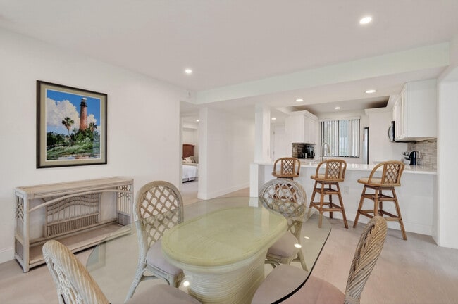 Foto del edificio - 301 S Seas Dr