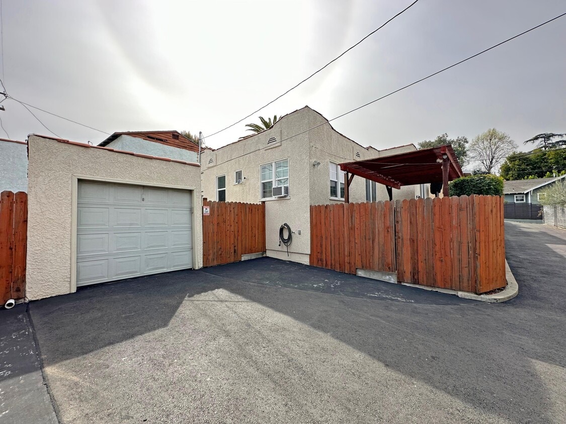 6107 Garrison Dr, Los Angeles, CA 90042 House Rental in Los Angeles, CA
