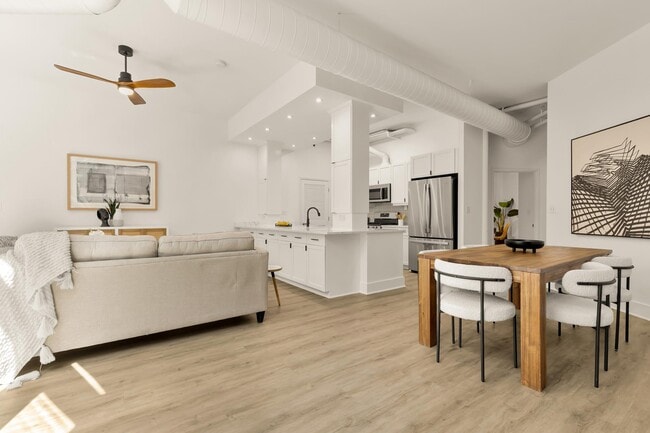 Foto del edificio - 1700 Kalorama Rd NW