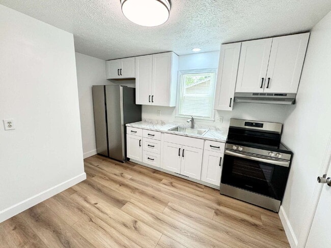 Photo - Easy living in Easley Apartment