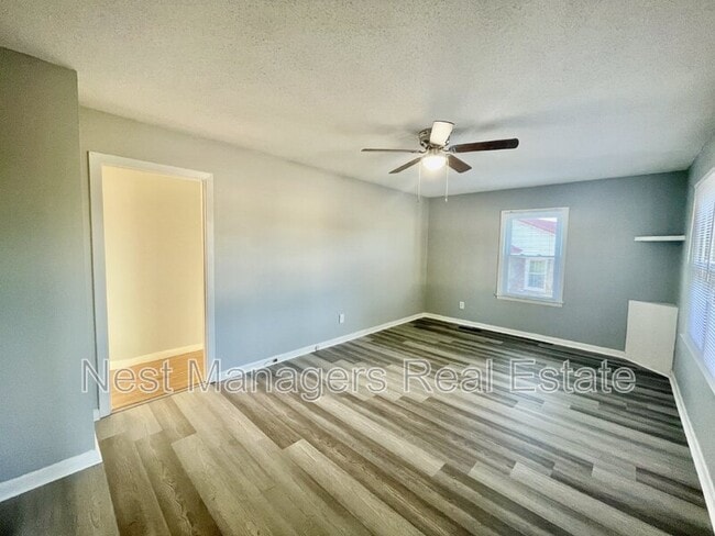 Building Photo - 5141 Meadowbrook Dr