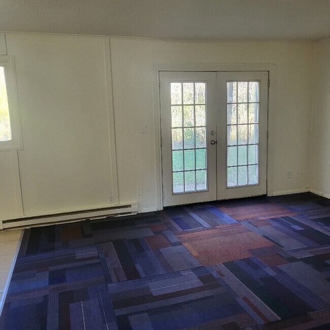 Foto del edificio - 1019 Colonial Dr