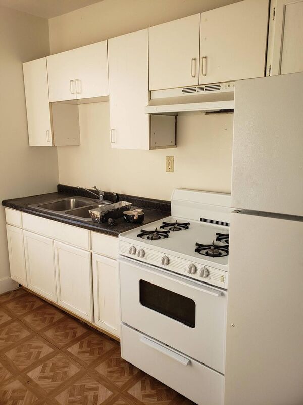 Primary Photo - 2517 W 54th St