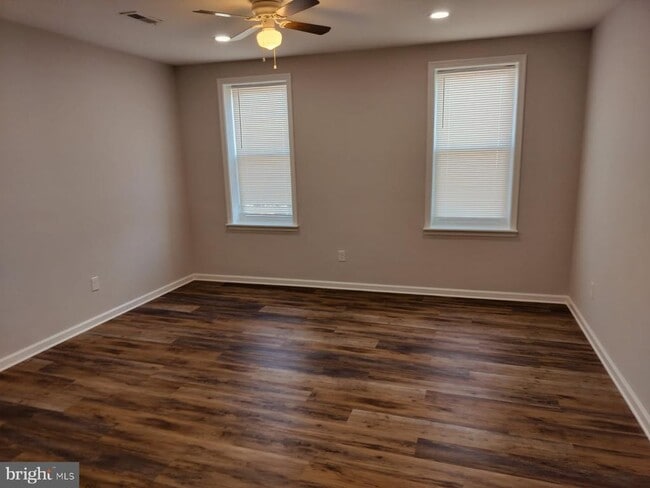 Building Photo - 1747 W Passyunk Ave