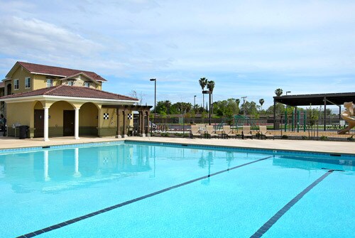 Building Photo - 2134 N Fresno St