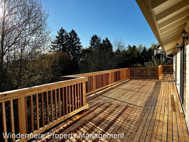 Building Photo - 4 br, 2.5 bath House - 6440 Provost Rd NW
