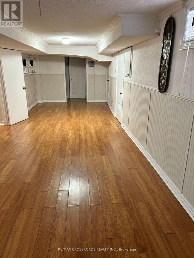 Building Photo - 466 Brimley Rd