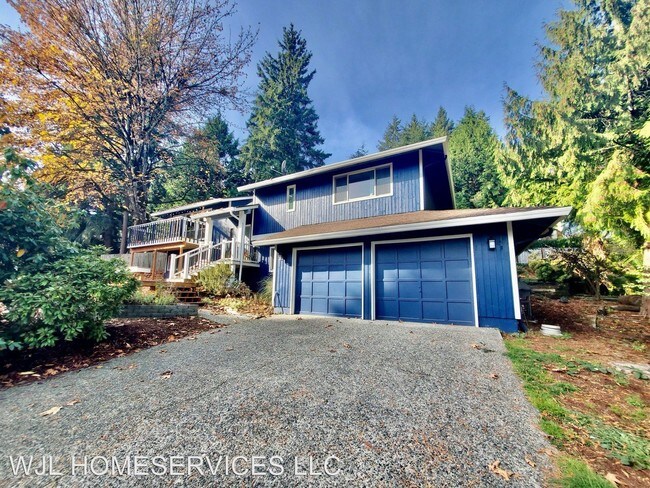 Building Photo - 5 br, 3 bath House - 21804 3rd Dr SE