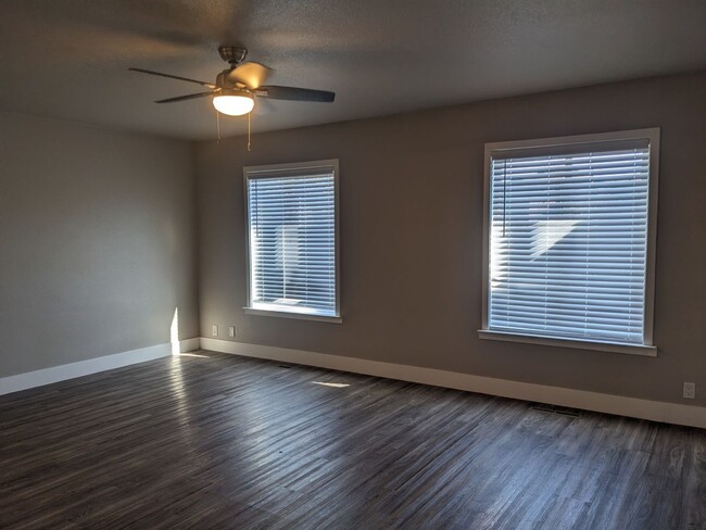 Foto del edificio - Move-in Special *$250 off of first-month r...