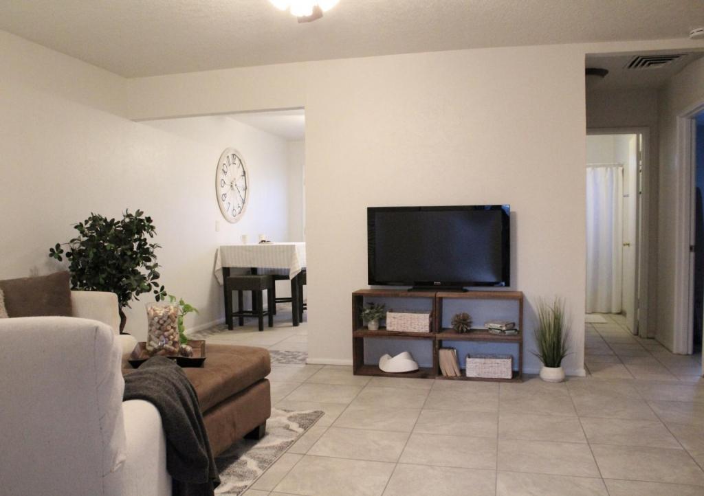 Foto principal - 1025 Alvarado SE