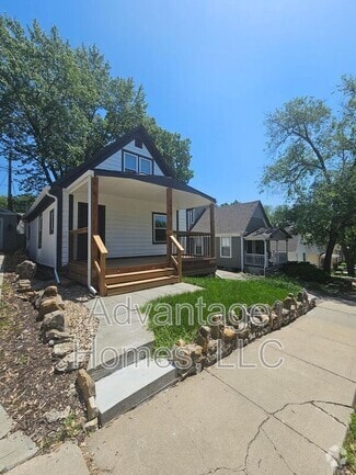 Building Photo - 4619 Bell St