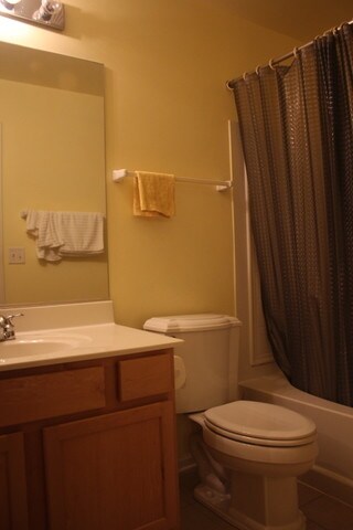 Building Photo - 24620 George Washington Dr