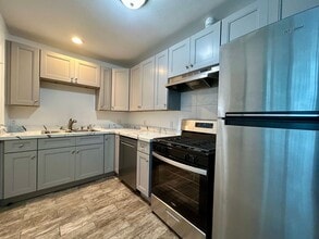 Building Photo - 816 Ormond Ct