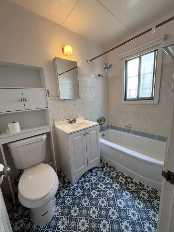 Building Photo - 4637 Soria Dr