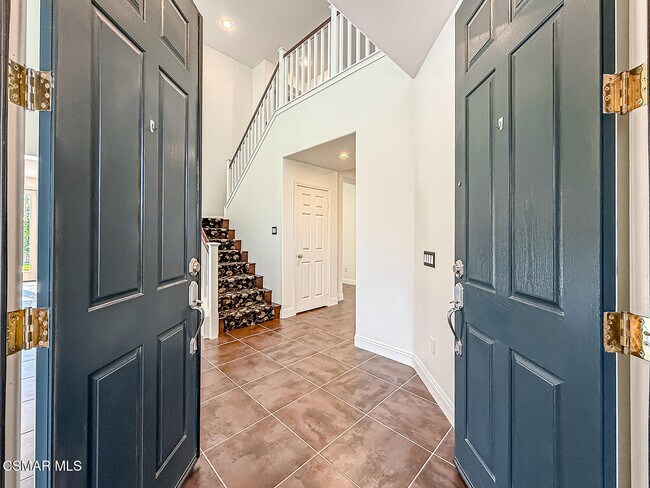 Building Photo - 4948 Via Coronado