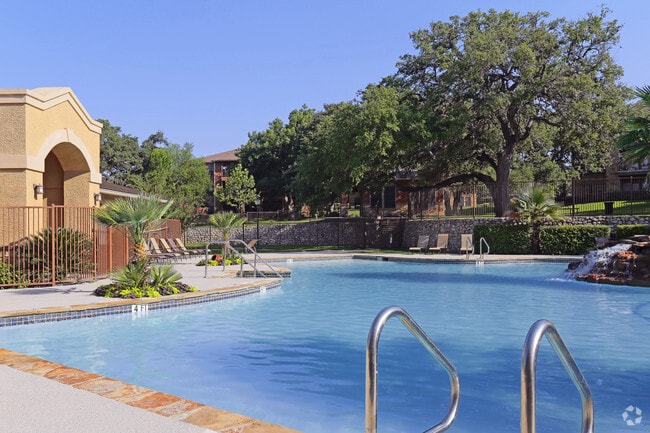 Building Photo - Hills at Fair Oaks