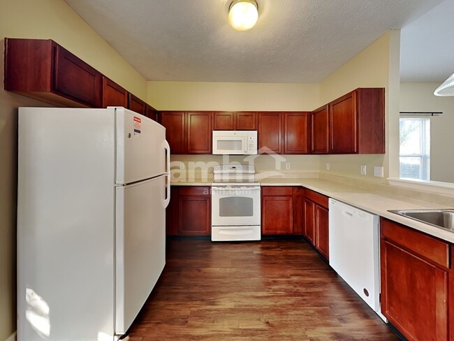 Building Photo - 7189 Burlat Ln