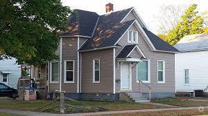 Building Photo - 1103 W 5th St