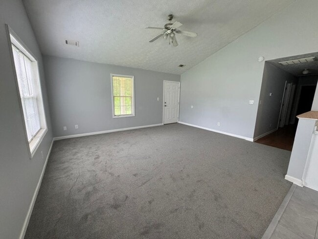 Building Photo - 3310 Hogansville Rd