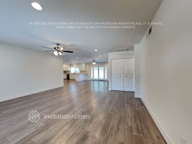 Building Photo - 4800 S Taylor Dr