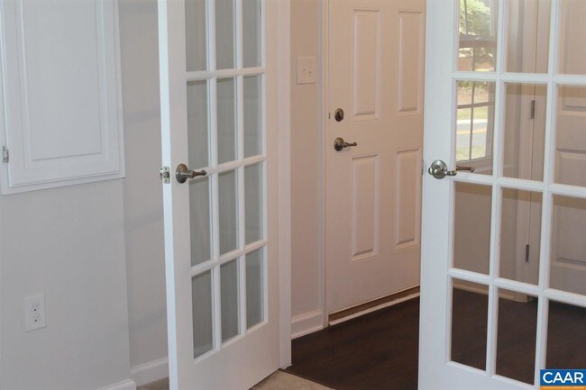 Foto del edificio - 1135 Sunset Ave Ext