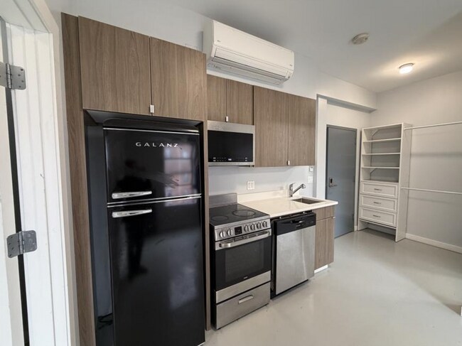 Foto del edificio - 4700 N Racine Ave