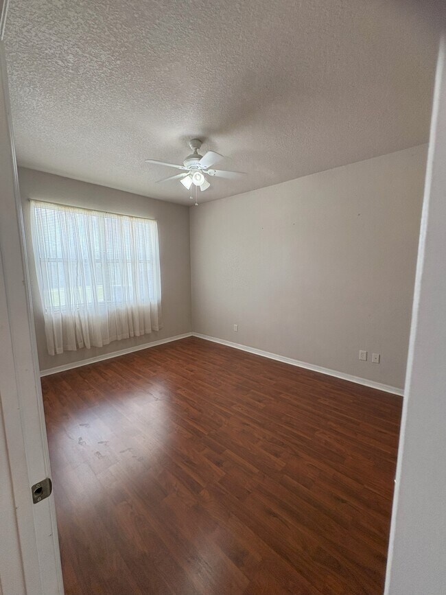 Foto del edificio - 4416 SE 4th Pl
