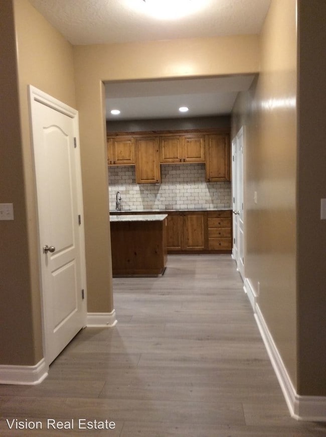 Building Photo - 2991 Somerset Village Way