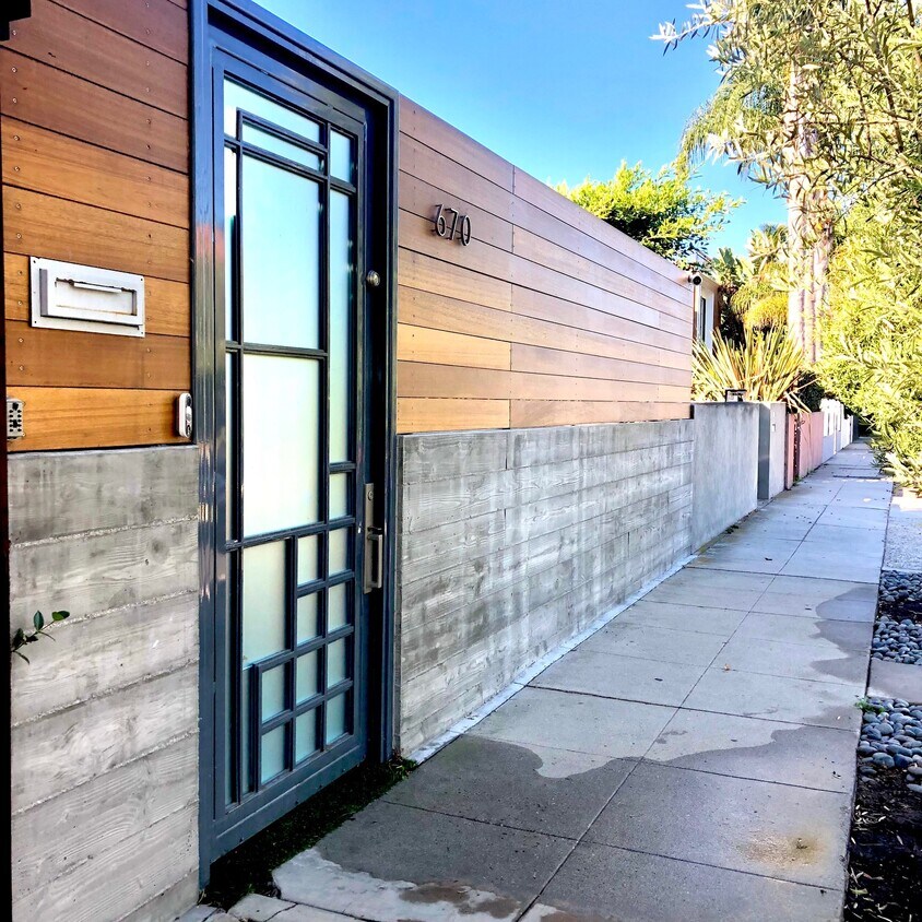 670 Marr St, Venice, CA 90291 House Rental in Venice, CA