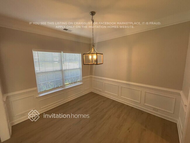 Foto del edificio - 527 Clearwater Dr