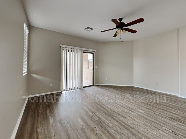 Building Photo - 143 S 152nd Ave