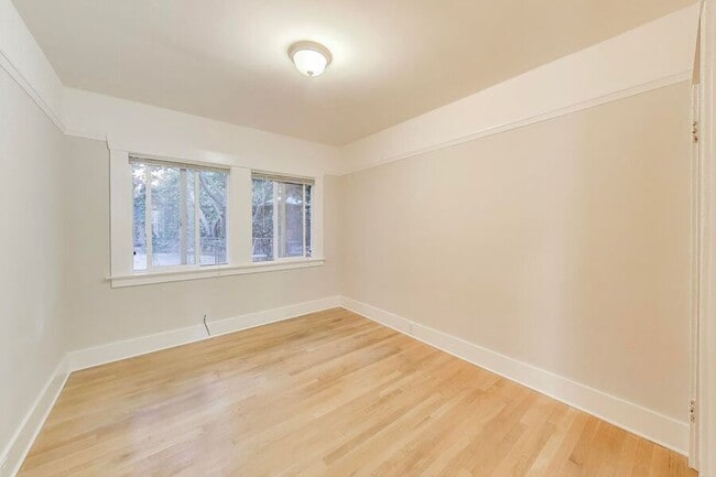 Foto del edificio - 22 Yosemite Ave