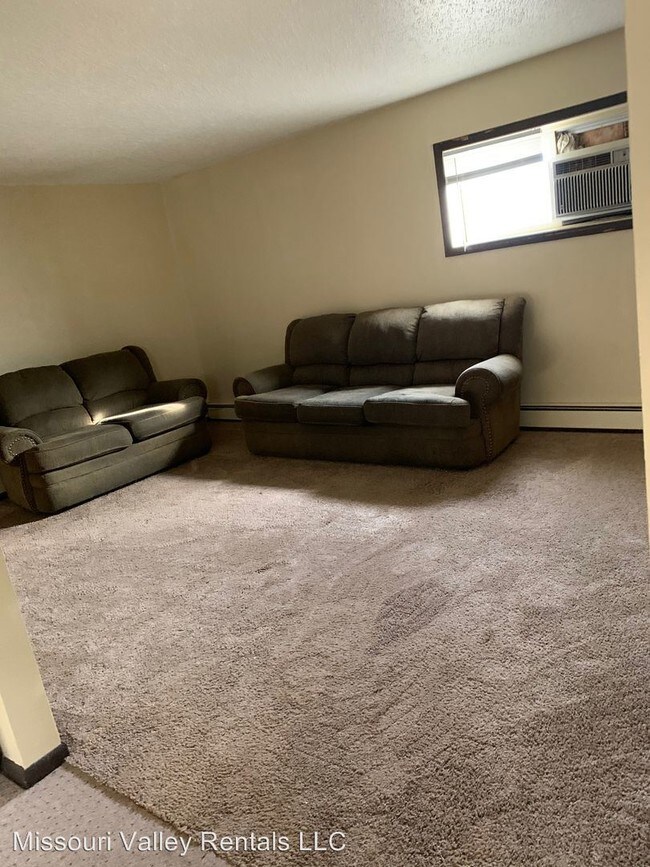 Foto del edificio - 210 3rd St NE