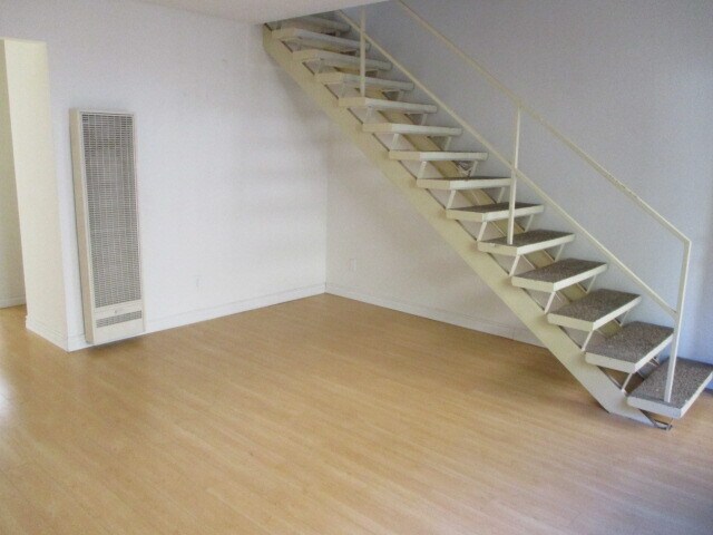 Building Photo - 3833 Tilden Ave