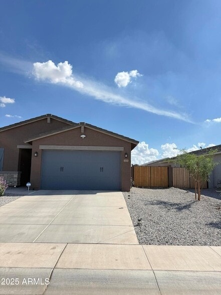 Primary Photo - 2609 E San Miguel Dr