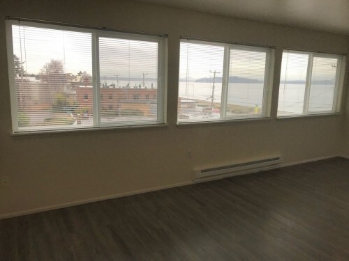 Building Photo - Four Seasons Apartments - Studio