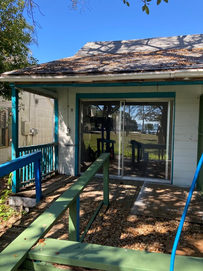 4990 31st Ave S Unit 9, Gulfport, FL 33707 4990 31st Ave S Gulfport