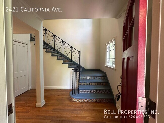 Foto del edificio - 2421 California Ave
