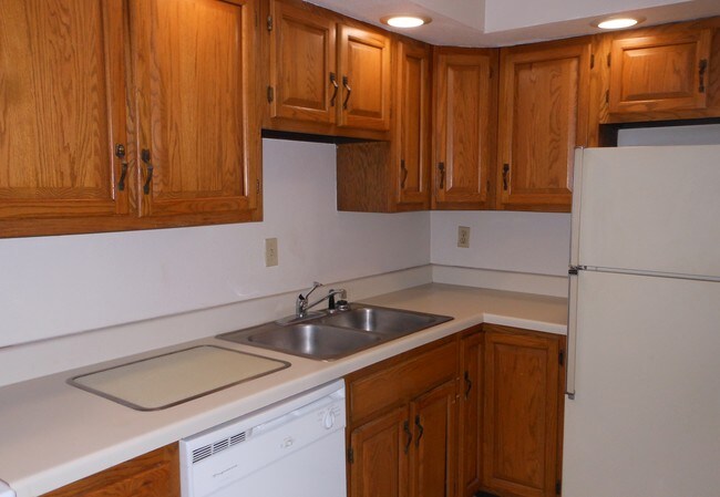Foto del edificio - 626 Greenwood Pl