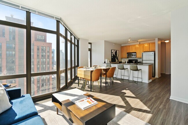 Foto del edificio - 357 N Desplaines St