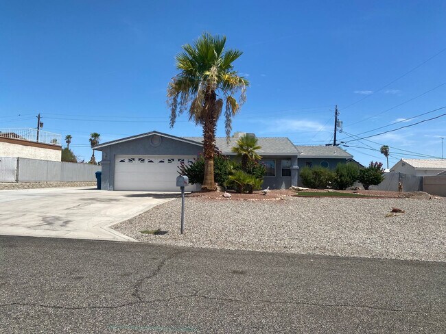Building Photo - 1746 Cliffrose Dr
