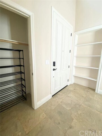 Building Photo - 56 Overbrook
