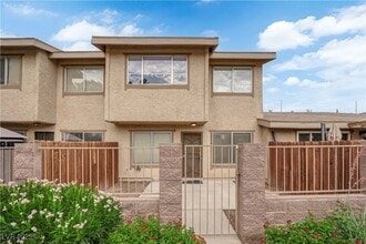 Building Photo - 2248 Short Pine Dr