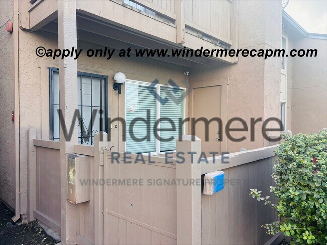 Foto del edificio - Modern Living at Tanglewood-Stylish First-Floor Condo!