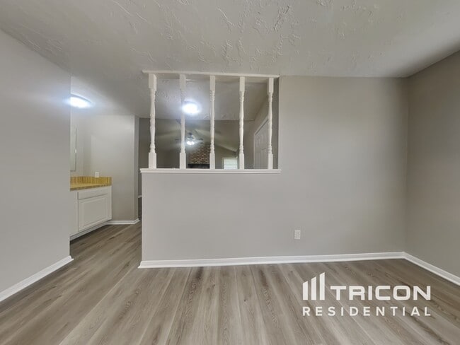 Foto del edificio - 23238 Briarcreek Blvd