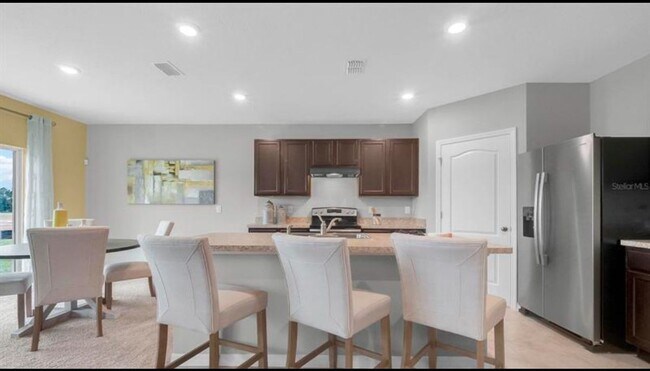 Building Photo - 2172 Doe Run Dr